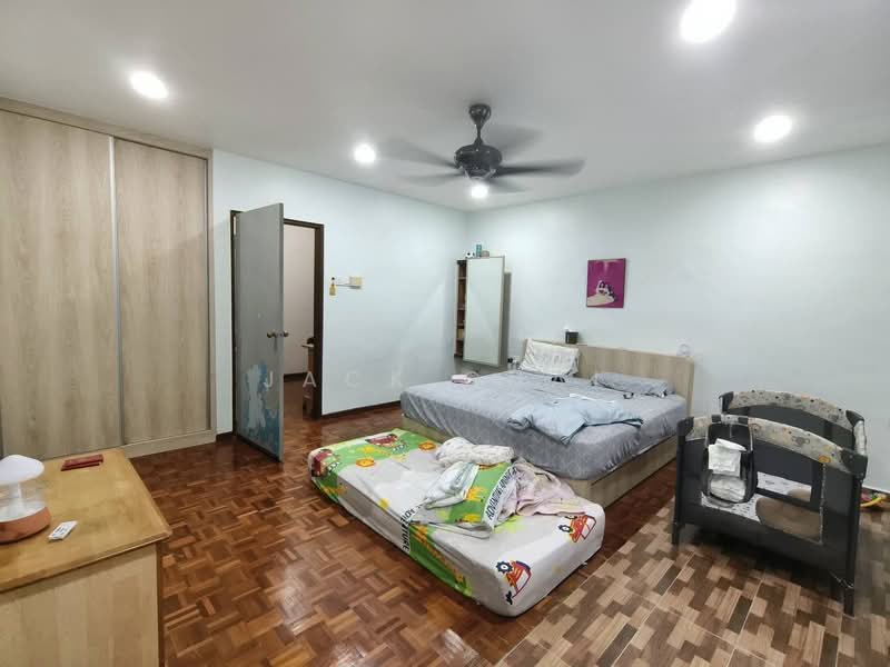 2-storey Terraced House for Sale in Skudai (Johor) - Jack Chai - Bedroom - PropertyGuru.com.my