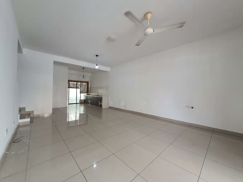 Townhouse for Sale in 16 Sierra (Puchong) - Esther Ong - Living Room - PropertyGuru.com.my