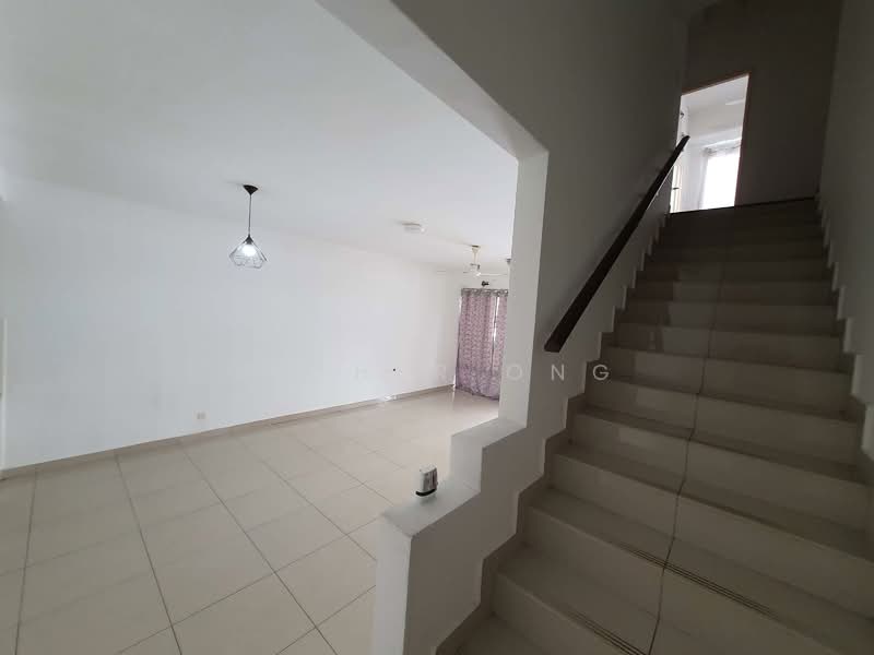 Townhouse for Sale in 16 Sierra (Puchong) - Esther Ong - Living Room - PropertyGuru.com.my