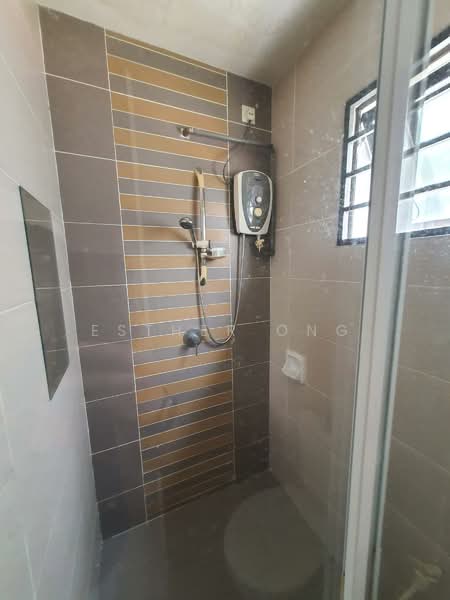 Townhouse for Sale in 16 Sierra (Puchong) - Esther Ong - Bathroom - PropertyGuru.com.my