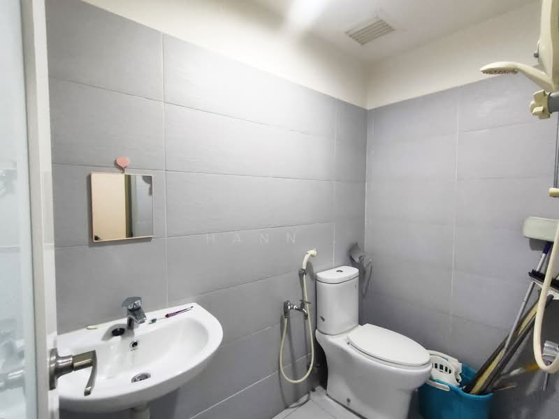 Condominium for Sale at X2 Residency - Hann . - Bathroom - PropertyGuru.com.my