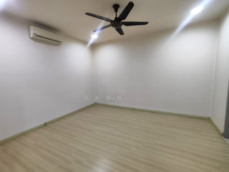 Condominium for Sale at X2 Residency - Hann . - Bedroom 3 - PropertyGuru.com.my
