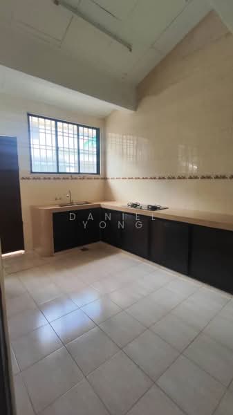 Rumah Teres 2 Tingkat untuk Dijual di Bandar Seri Alam (Masai) - Daniel Yong - Kitchen - PropertyGuru.com.my
