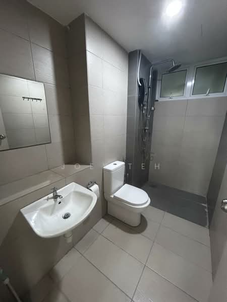 Kondominium untuk Disewa di Gardens Ville - Joey Teh - Bathroom - PropertyGuru.com.my