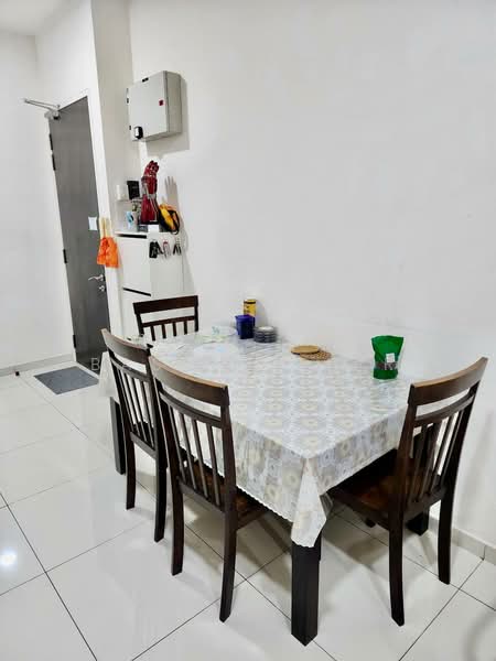 Servis Apartment untuk Disewa di Seasons Garden Residences - Basri Munir - Dining Room - PropertyGuru.com.my