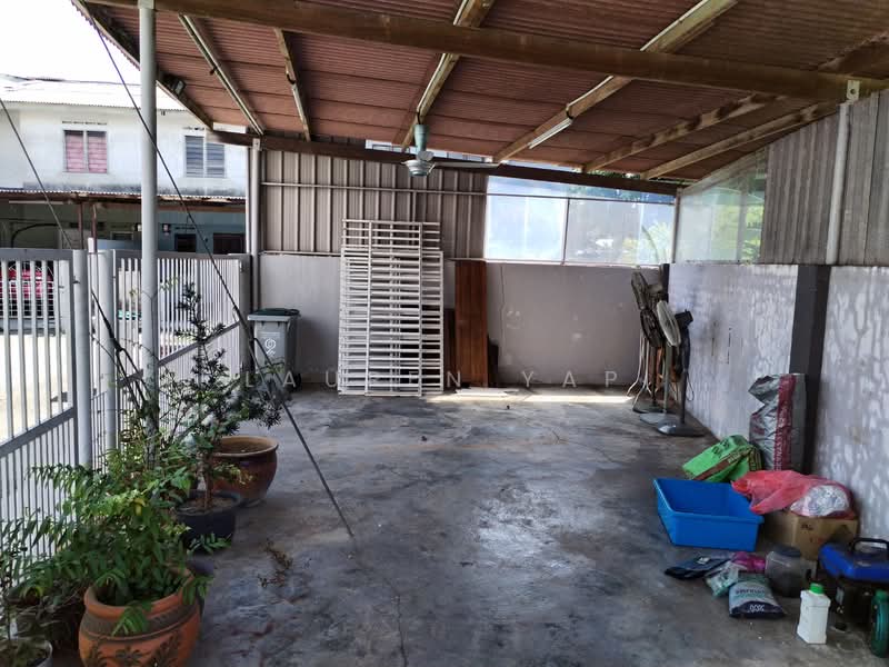 2-storey Terraced House for Sale in Taman Melaka Baru (Batu Berendam) - Lauren Yap - Exterior - PropertyGuru.com.my