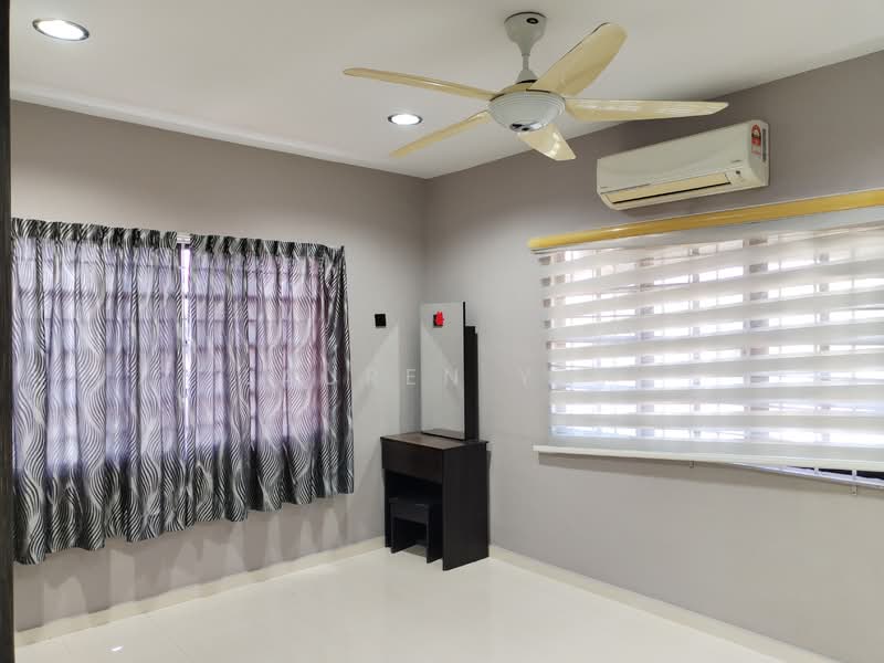2-storey Terraced House for Sale in Taman Melaka Baru (Batu Berendam) - Lauren Yap - Bedroom - PropertyGuru.com.my