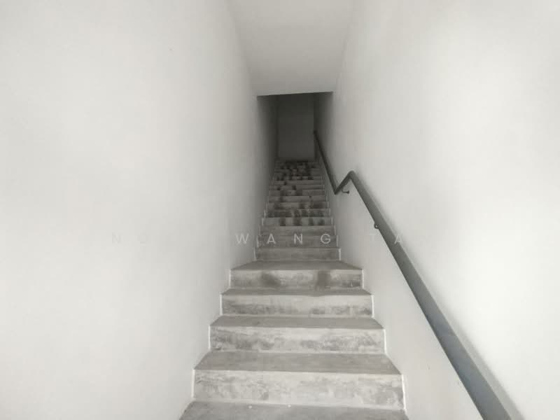 Kedai / Pejabat untuk Dijual di Taman Gangsa (Durian Tunggal) - Ngee Wang Tan - Corridor - PropertyGuru.com.my