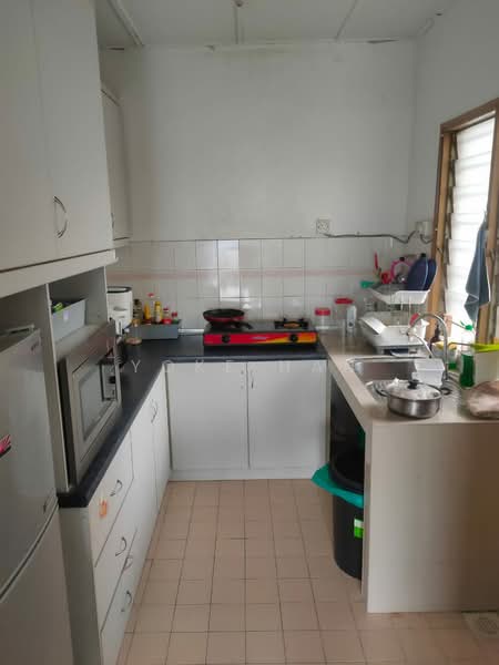 Pangsapuri untuk Dijual di Kenanga Apartments - Yoke Han - Kitchen - PropertyGuru.com.my