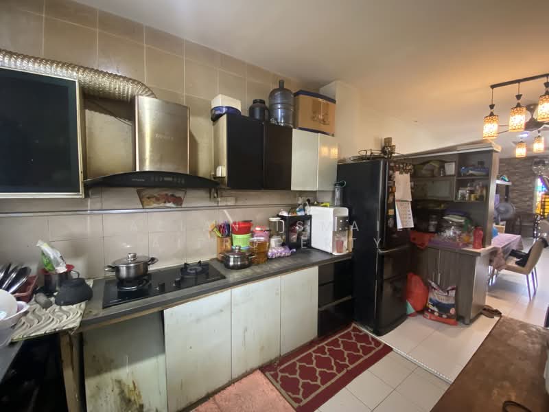 2-storey Terraced House for Sale in Taman JP Perdana (Johor Bahru) - Azlan Ismail aiproperty - Kitchen - PropertyGuru.com.my