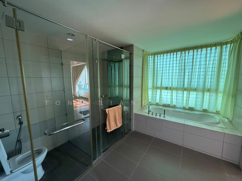 Condominium for Rent at Platino Condominium - Tong Liang Ooi - Bathroom - PropertyGuru.com.my