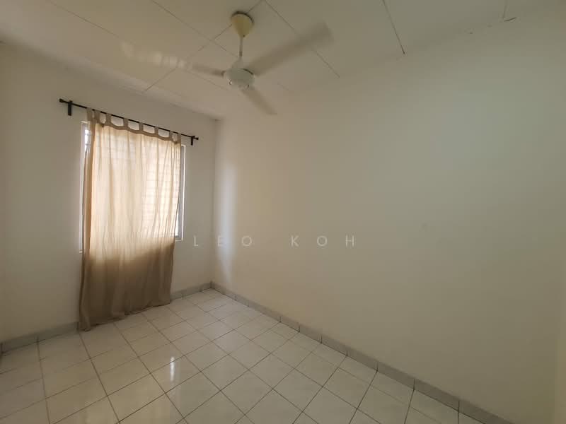 2-storey Terraced House for Sale in Bandar Putra Permai (Seri Kembangan) - Leo Koh - Interior - PropertyGuru.com.my