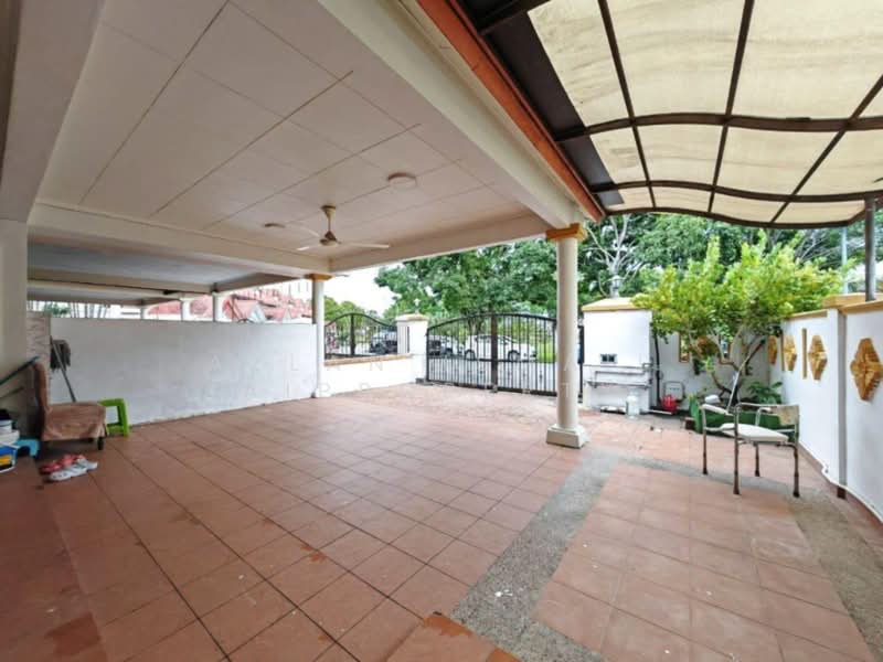 Terraced House for Sale in Skudai (Johor) - Azlan Ismail aiproperty - Exterior - PropertyGuru.com.my