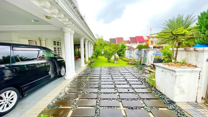 Rumah Banglo untuk Dijual di Taman Tun Dr Ismail (Kuala Lumpur) - Hazwan Hilmi - Exterior - PropertyGuru.com.my