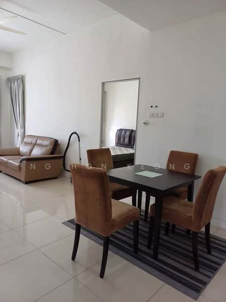 Servis Apartment untuk Disewa di Arnica @ Tropicana Gardens - Ng Hon Keong - Living Room - PropertyGuru.com.my