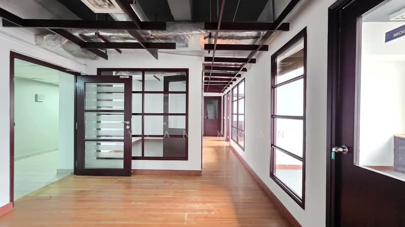 Office for Rent in Taman Seputeh (Seputeh) - Dylan Kwan - Corridor - PropertyGuru.com.my