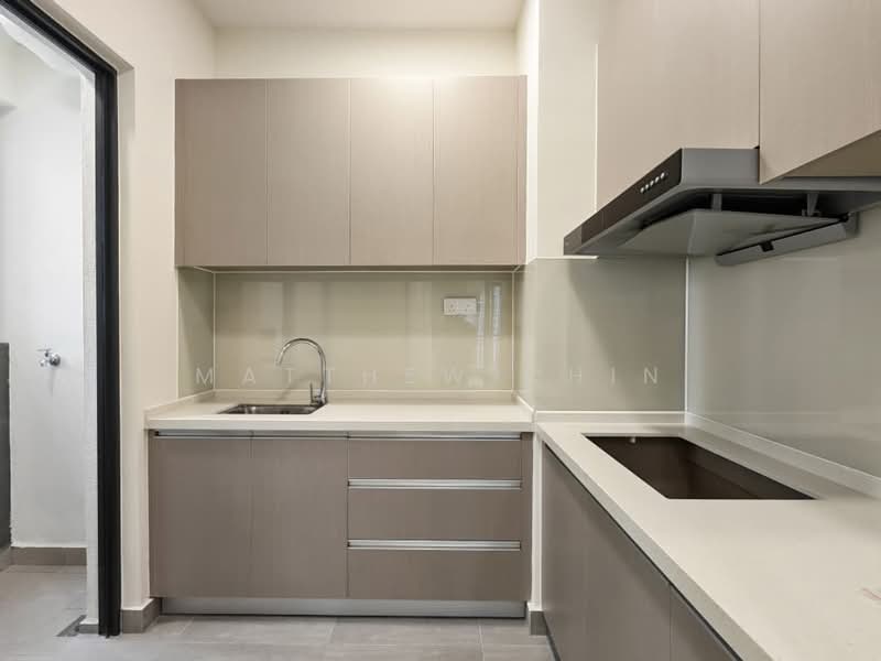 Servis Apartment untuk Disewa di Baron Residence @ Lake City - Matthew Chin - Kitchen - PropertyGuru.com.my
