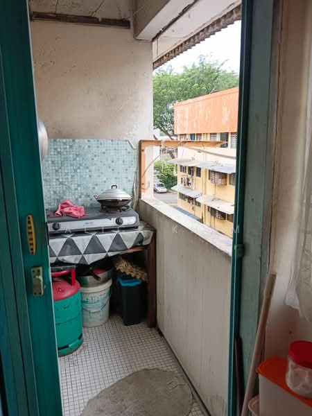 Flat for Sale at SS 13 Flat - Alice Kham - Balcony - PropertyGuru.com.my