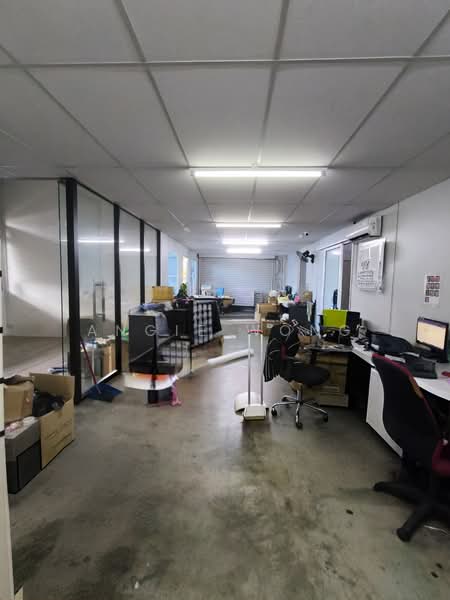 Semi-D Factory for Rent in Kawasan Perindustrian Sri Rapat (Ipoh) - Angie Wong - Interior - PropertyGuru.com.my