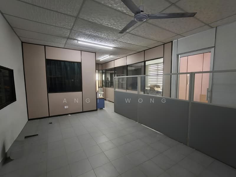 Semi-D Factory for Rent in Kawasan Perindustrian Sri Rapat (Ipoh) - Angie Wong - Interior - PropertyGuru.com.my