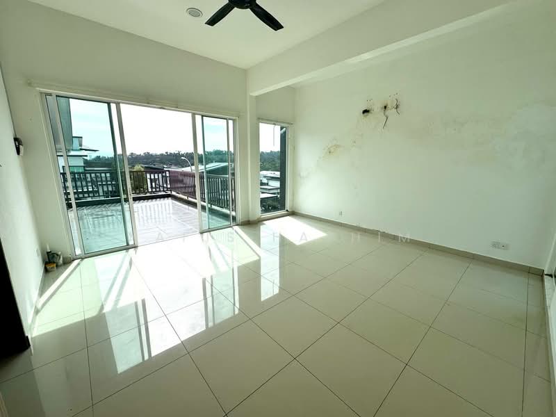 Bungalow for Sale in Sungai Merab (Dengkil) - Nafis Hashim - Balcony - PropertyGuru.com.my