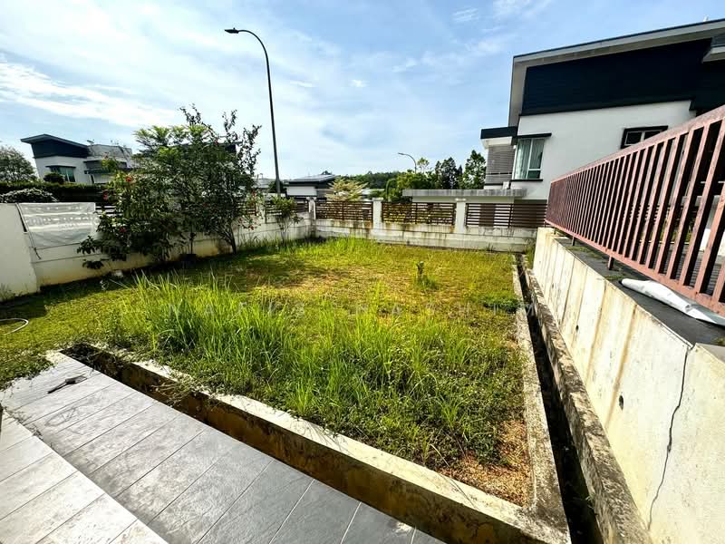 Bungalow for Sale in Sungai Merab (Dengkil) - Nafis Hashim - Exterior - PropertyGuru.com.my