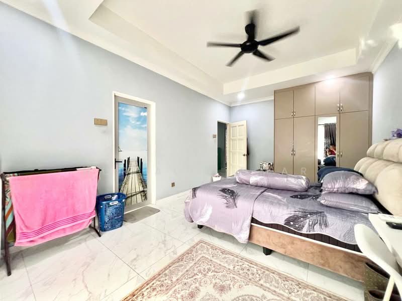 2-storey Terraced House for Sale in Gombak (Kuala Lumpur) - Nur Alia Omar - Bedroom - PropertyGuru.com.my