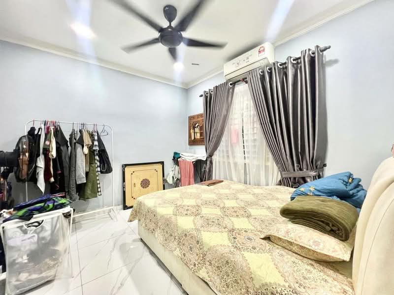 2-storey Terraced House for Sale in Gombak (Kuala Lumpur) - Nur Alia Omar - Bedroom - PropertyGuru.com.my