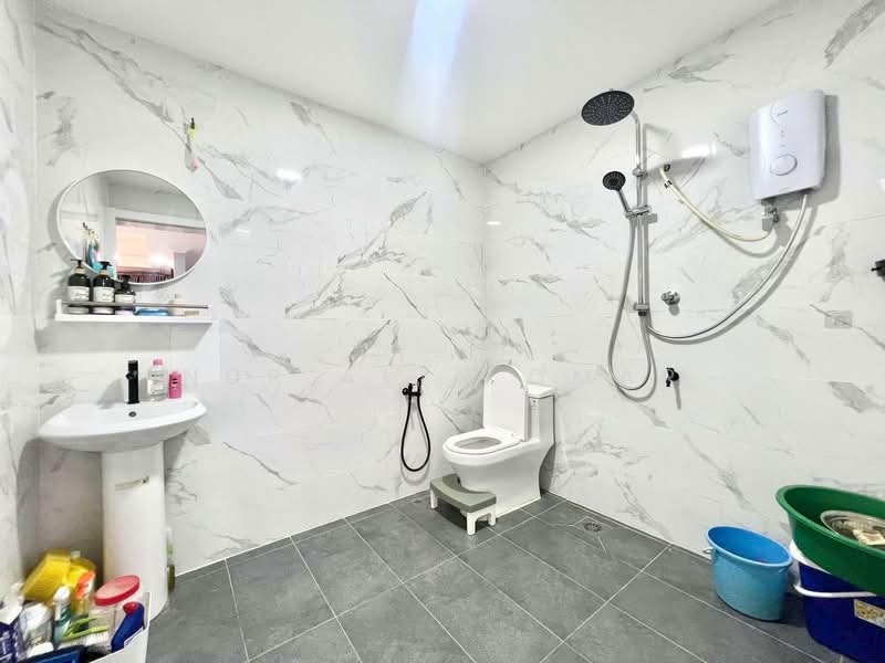 2-storey Terraced House for Sale in Gombak (Kuala Lumpur) - Nur Alia Omar - Bathroom - PropertyGuru.com.my