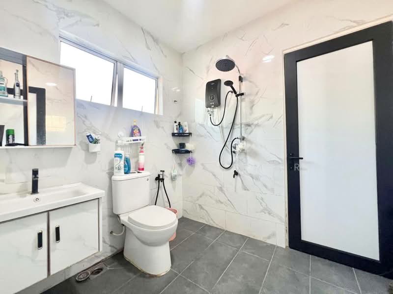 2-storey Terraced House for Sale in Gombak (Kuala Lumpur) - Nur Alia Omar - Bathroom - PropertyGuru.com.my