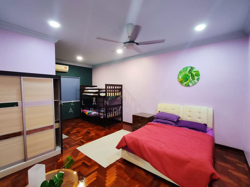 2-storey Terraced House for Sale in Taman Perling (Perling) - Azlan Ismail aiproperty - Bedroom - PropertyGuru.com.my