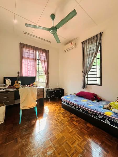 Rumah Teres 2 Tingkat untuk Dijual di Taman Setia Indah (Tebrau) - Michele Sylvester - Bedroom - PropertyGuru.com.my