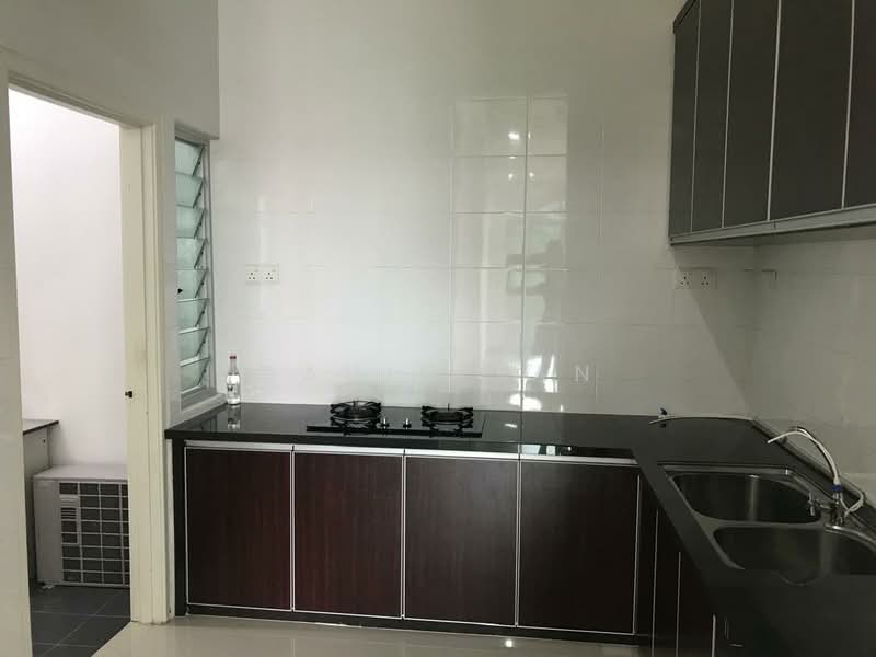 Kondominium untuk Dijual di Boulevard Condominium (BLVD) - Gavin Tan - Kitchen - PropertyGuru.com.my