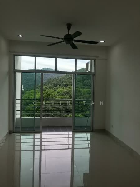 Kondominium untuk Dijual di Boulevard Condominium (BLVD) - Gavin Tan - Balcony - PropertyGuru.com.my
