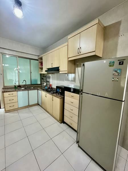 Apartment for Rent at Molek Pine 1 - Brandon Chua - Kitchen - PropertyGuru.com.my