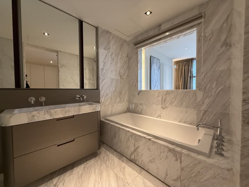 Servis Apartment untuk Dijual di Le Nouvel - EK Chai - Bathroom - PropertyGuru.com.my