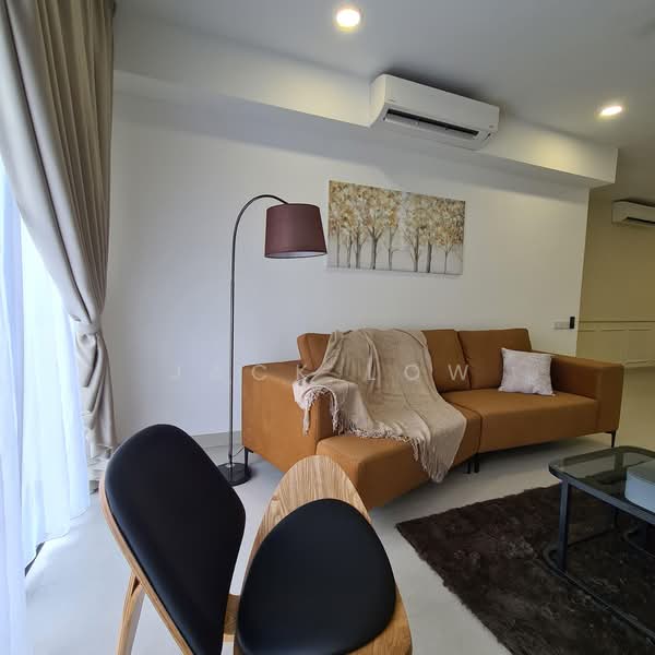 Kondominium untuk Dijual di Residensi Astrea - Jack Low - Living Room - PropertyGuru.com.my
