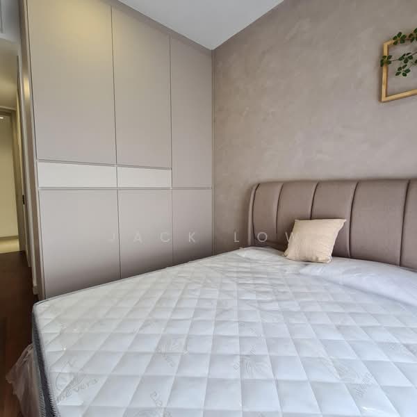Kondominium untuk Dijual di Residensi Astrea - Jack Low - Bedroom - PropertyGuru.com.my