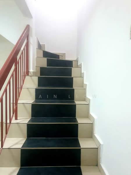 Rumah Teres 2 Tingkat untuk Disewa di Serdang Raya (Seri Kembangan) - Rain Leow - Interior - PropertyGuru.com.my