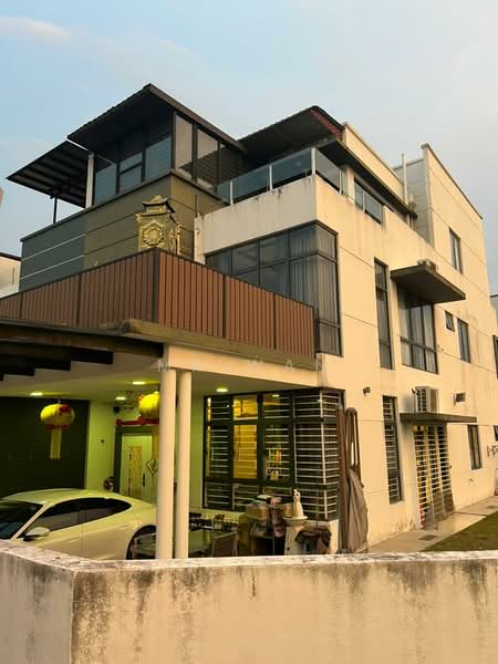 3-storey Terraced House for Sale in Bandar Mahkota Cheras (Cheras) - Mr Wan - Exterior - PropertyGuru.com.my
