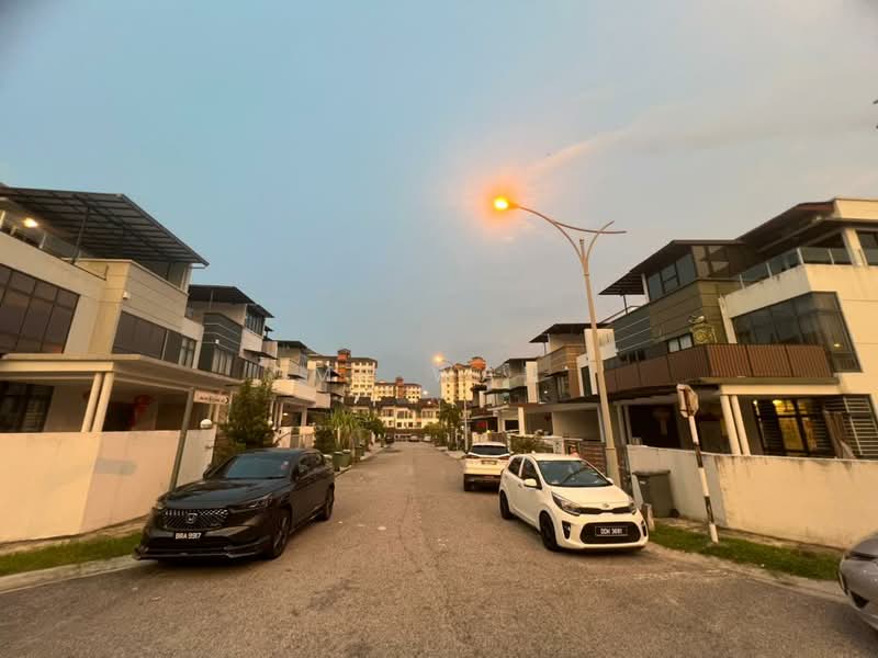 3-storey Terraced House for Sale in Bandar Mahkota Cheras (Cheras) - Mr Wan - Exterior - PropertyGuru.com.my