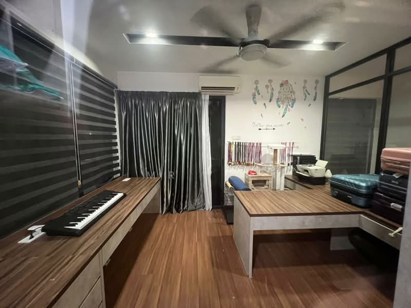 3-storey Terraced House for Sale in Bandar Mahkota Cheras (Cheras) - Mr Wan - Study - PropertyGuru.com.my