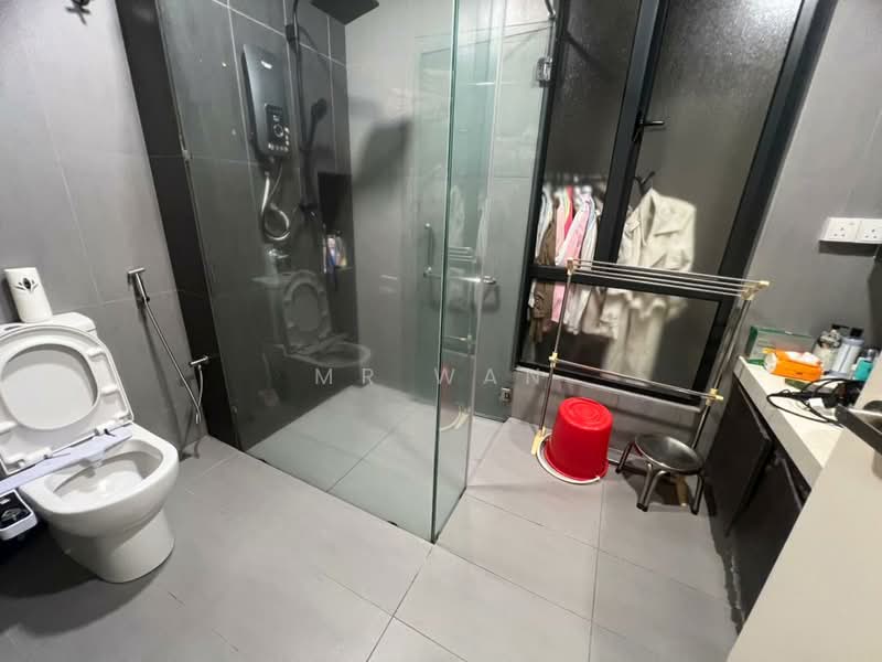 3-storey Terraced House for Sale in Bandar Mahkota Cheras (Cheras) - Mr Wan - Bathroom - PropertyGuru.com.my