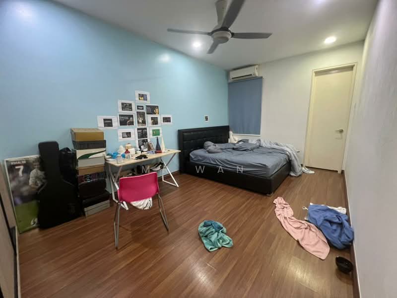 3-storey Terraced House for Sale in Bandar Mahkota Cheras (Cheras) - Mr Wan - Bedroom - PropertyGuru.com.my