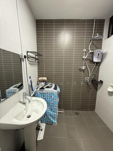 Servis Apartment untuk Disewa di Palazio - Enoch Liong - Bathroom - PropertyGuru.com.my