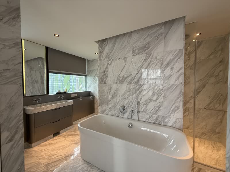Kediaman Servis untuk Dijual di Le Nouvel KLCC - EK Chai - Bathroom - PropertyGuru.com.my