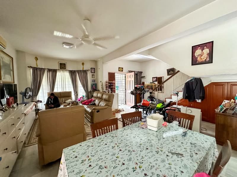 2-storey Terraced House for Sale in Wangsa Maju (Kuala Lumpur) - Nur Alia Omar - Living Room - PropertyGuru.com.my
