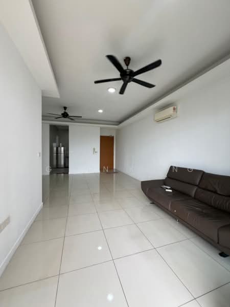 Kondominium untuk Dijual di Park Villa - Ng Hon Keong - Living Room - PropertyGuru.com.my