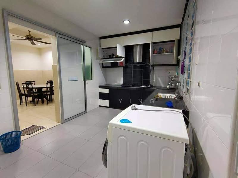 2-storey Terraced House for Sale in Taman Seri Orkid (Skudai) - Shu Ying - Kitchen - PropertyGuru.com.my