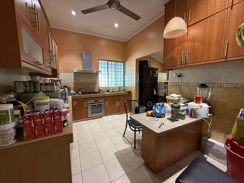 Bungalow for Sale in Seksyen 6 (Petaling Jaya) - Peter Kok - Kitchen - PropertyGuru.com.my